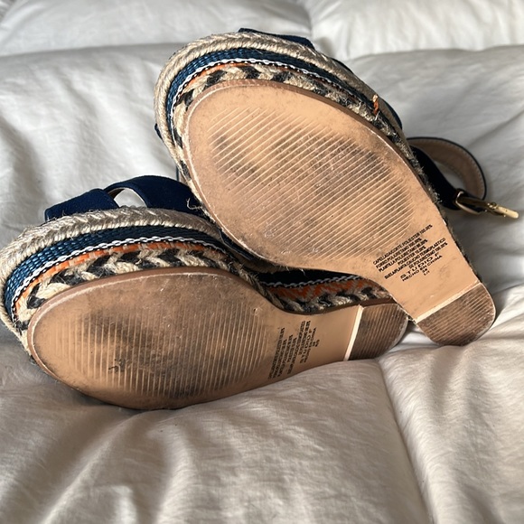 Wedge Heels - Picture 5 of 5